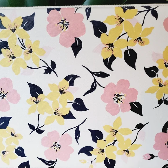 🆕 Staci laptop case sleeve lily blooms Kate spade floral pink yellow - Picture 6 of 6